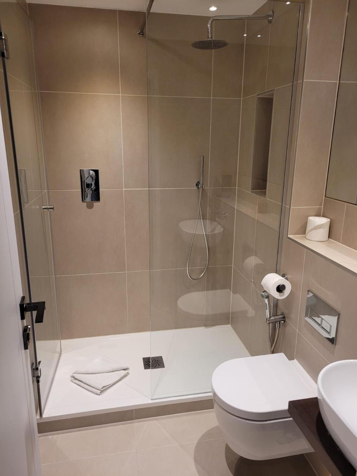 Buckingham Palace Residences By Aeria Apartments London Exteriör bild