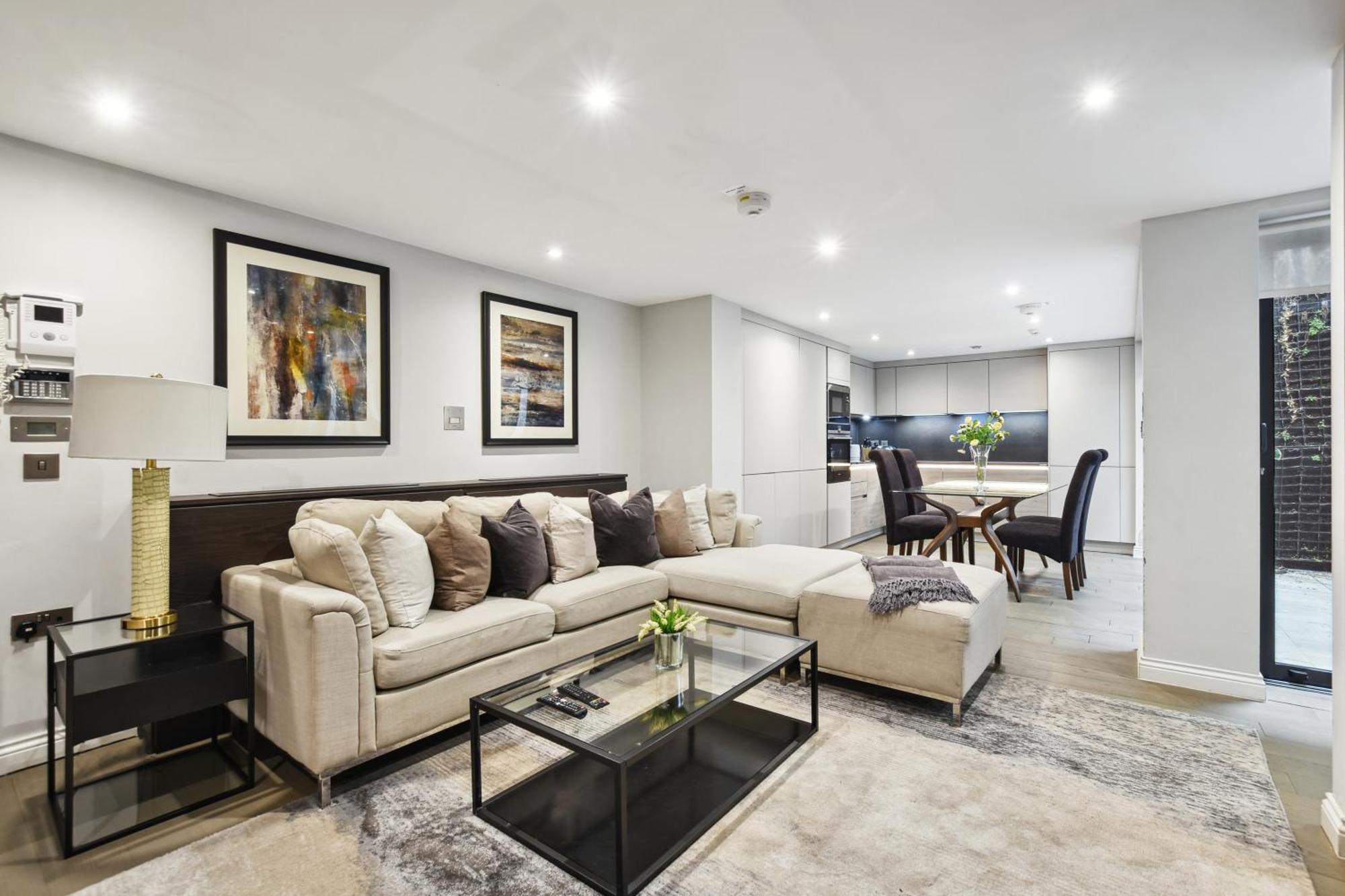 Buckingham Palace Residences By Aeria Apartments London Exteriör bild